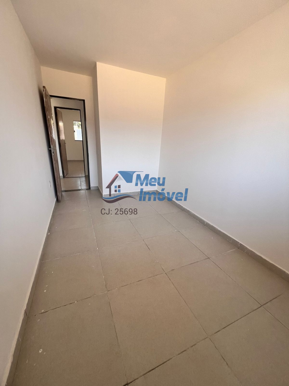 Quadra 331 ingá 29 luziânia casa 2 quartos 1 vaga 81m² varan