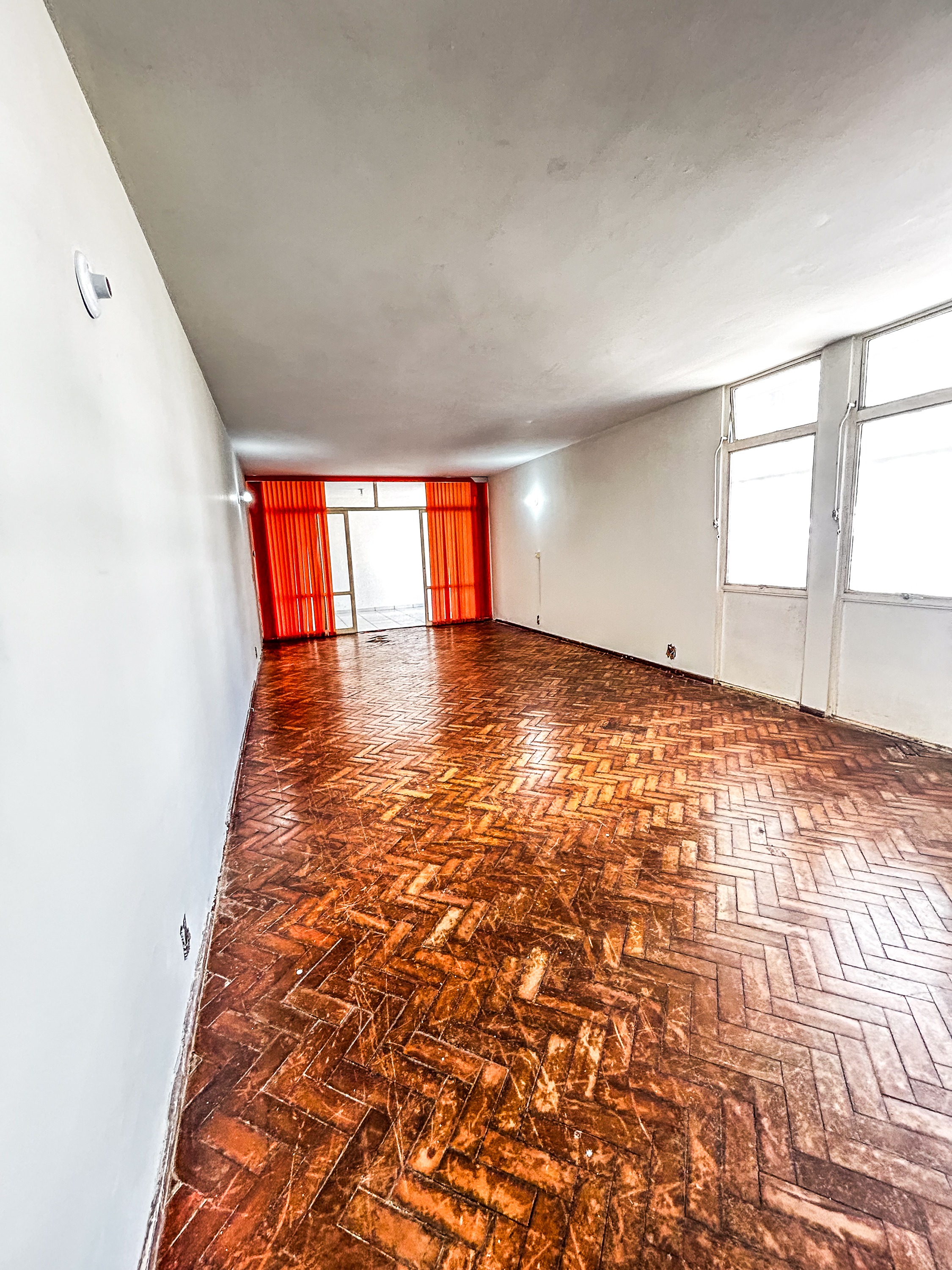 SHCGN 707 Asa Norte Casa 4 Quartos 2 Suítes 6 Vagas 206m² Escritório Varanda