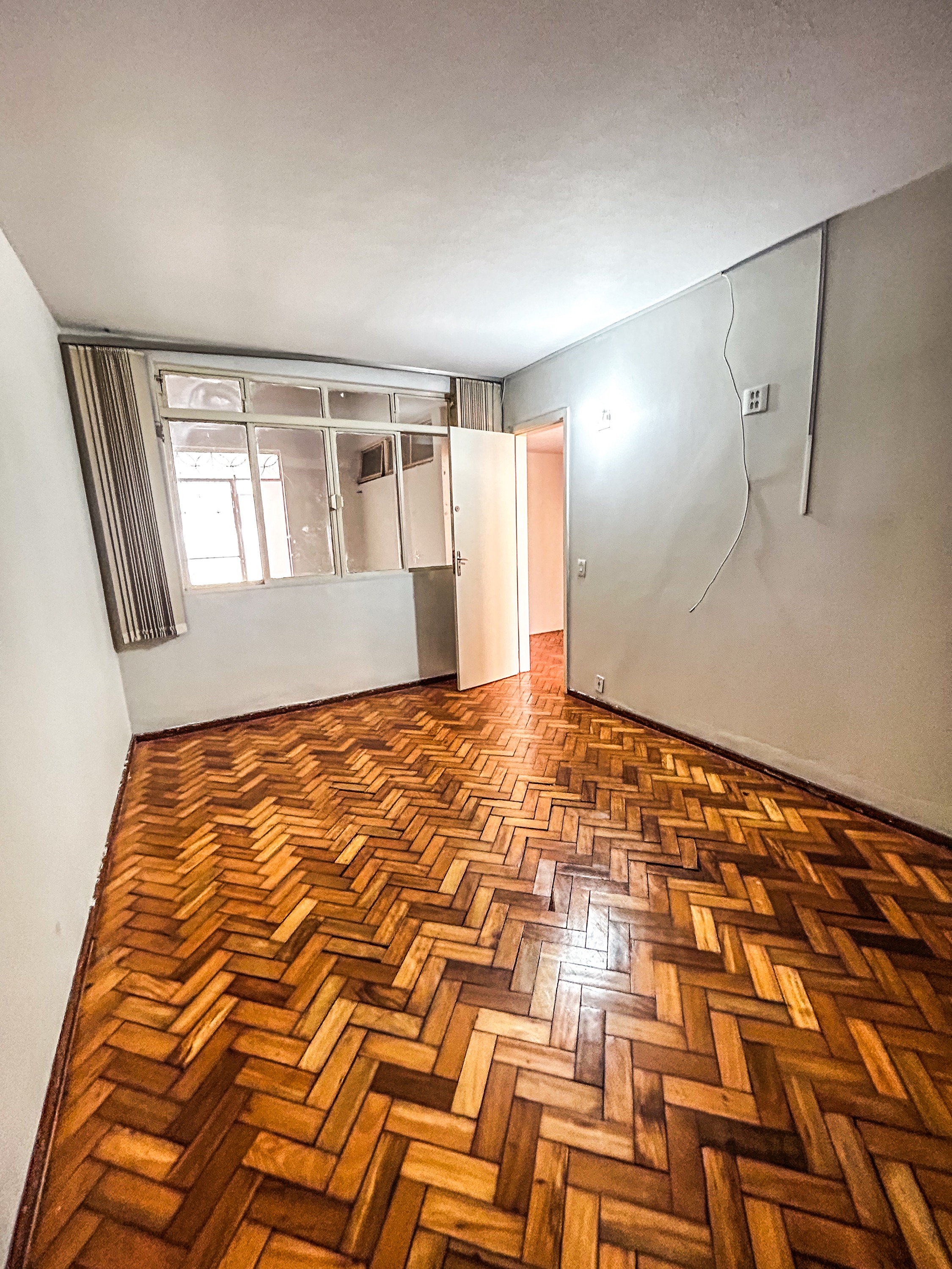 SHCGN 707 Asa Norte Casa 4 Quartos 2 Suítes 6 Vagas 206m² Escritório Varanda