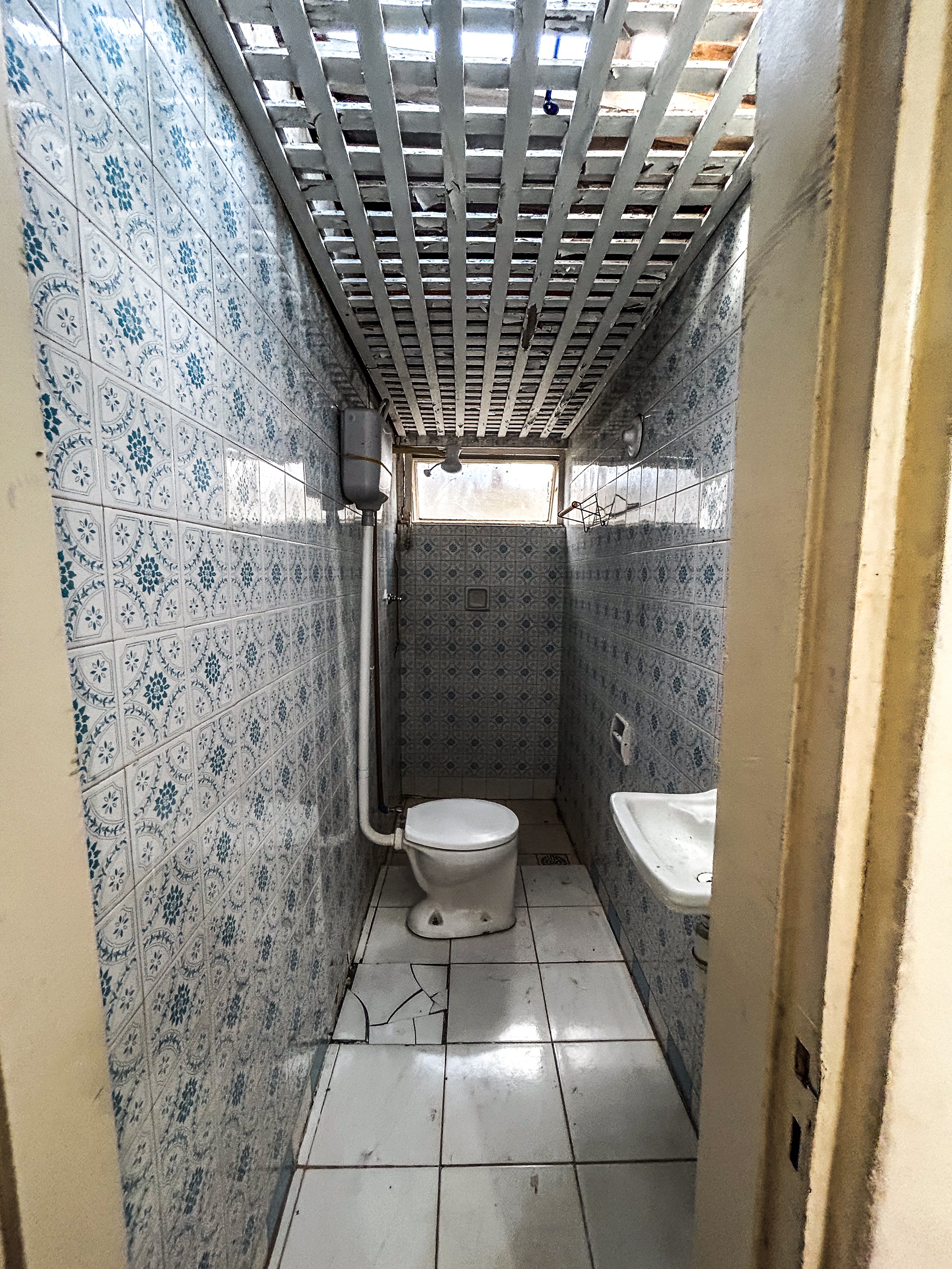 SHCGN 707 Asa Norte Casa 4 Quartos 2 Suítes 6 Vagas 206m² Escritório Varanda
