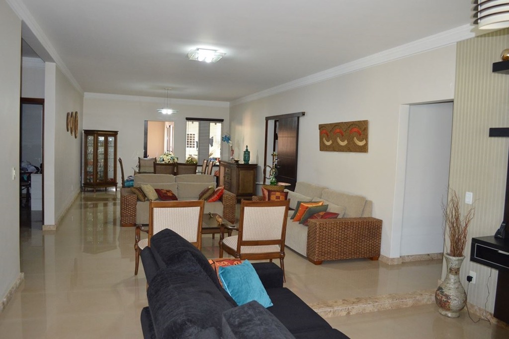 Rua 4 B Vicente Pires Casa 4 Quartos 2 Suítes 6 Vagas Lote 800 m² Piscina