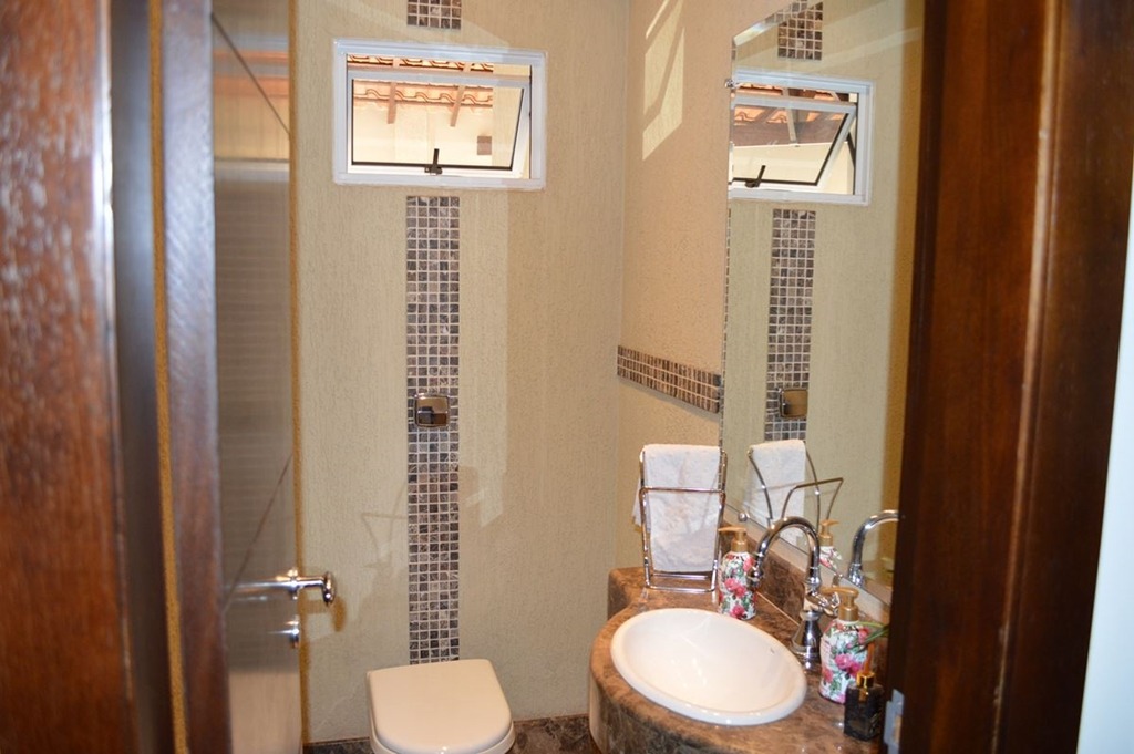 Rua 4 B Vicente Pires Casa 4 Quartos 2 Suítes 6 Vagas Lote 800 m² Piscina