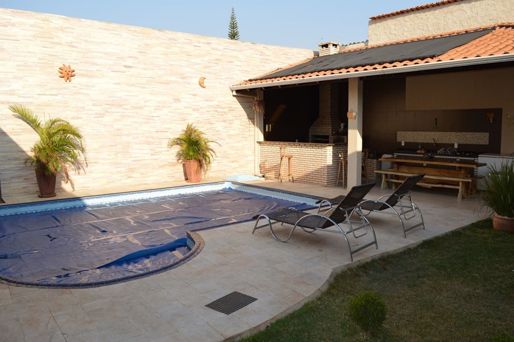 Rua 4 B Vicente Pires Casa 4 Quartos 2 Suítes 6 Vagas Lote 800 m² Piscina