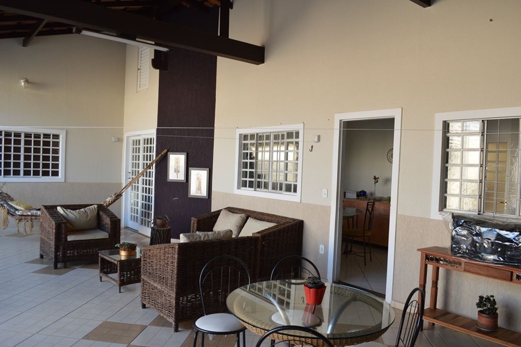 Rua 4 B Vicente Pires Casa 4 Quartos 2 Suítes 6 Vagas Lote 800 m² Piscina