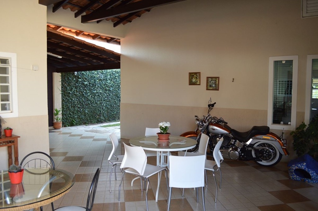 Rua 4 B Vicente Pires Casa 4 Quartos 2 Suítes 6 Vagas Lote 800 m² Piscina