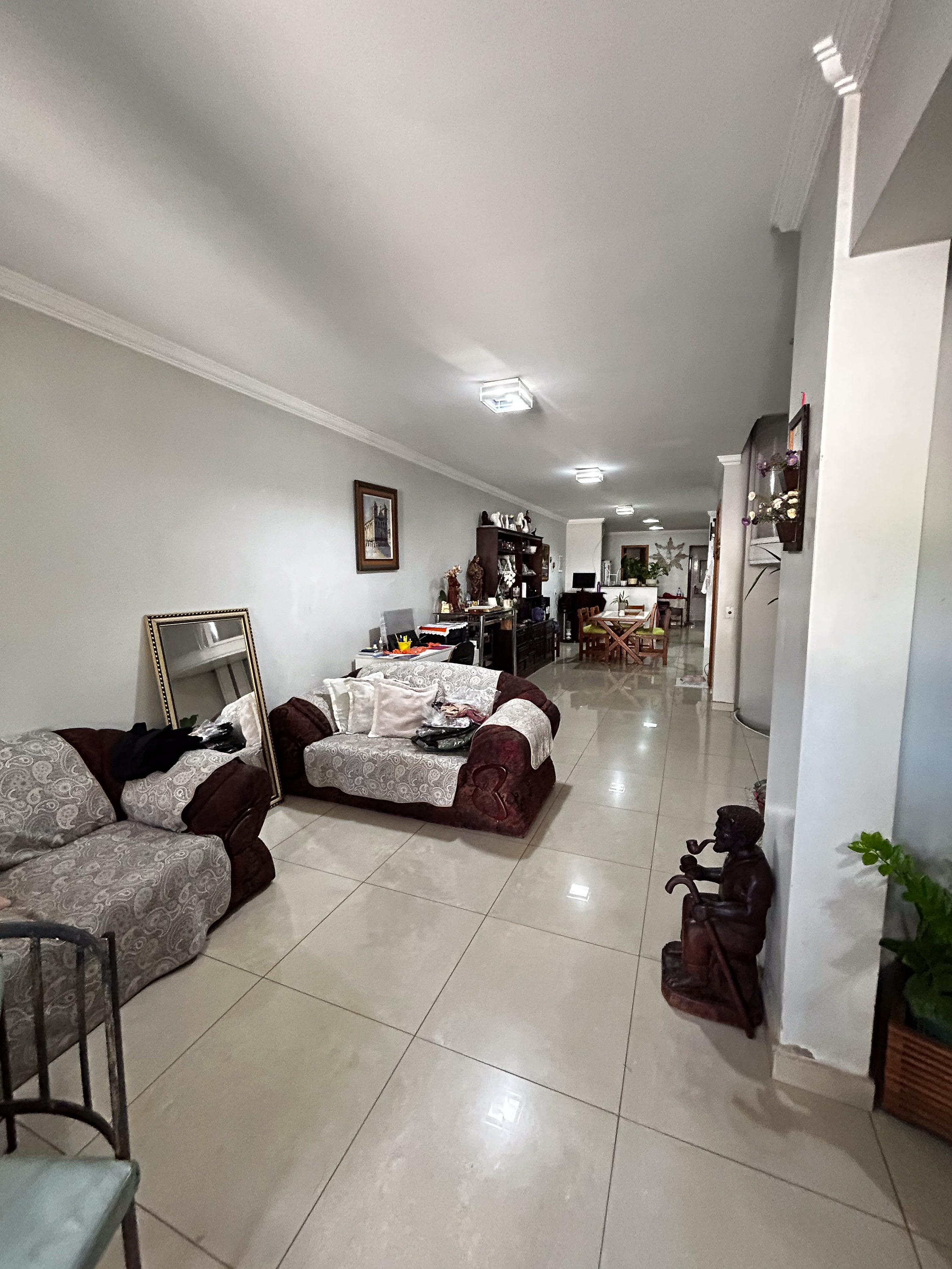 3 av. Núcleo bandeirante sobrado 4 quartos 1 suíte 2 vagas 2