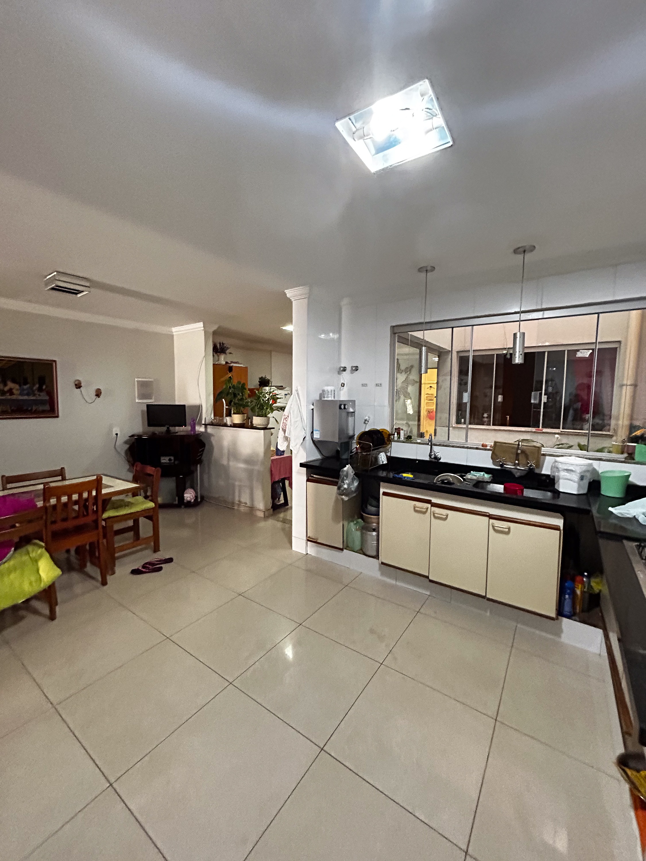 3 av. Núcleo bandeirante sobrado 4 quartos 1 suíte 2 vagas 2