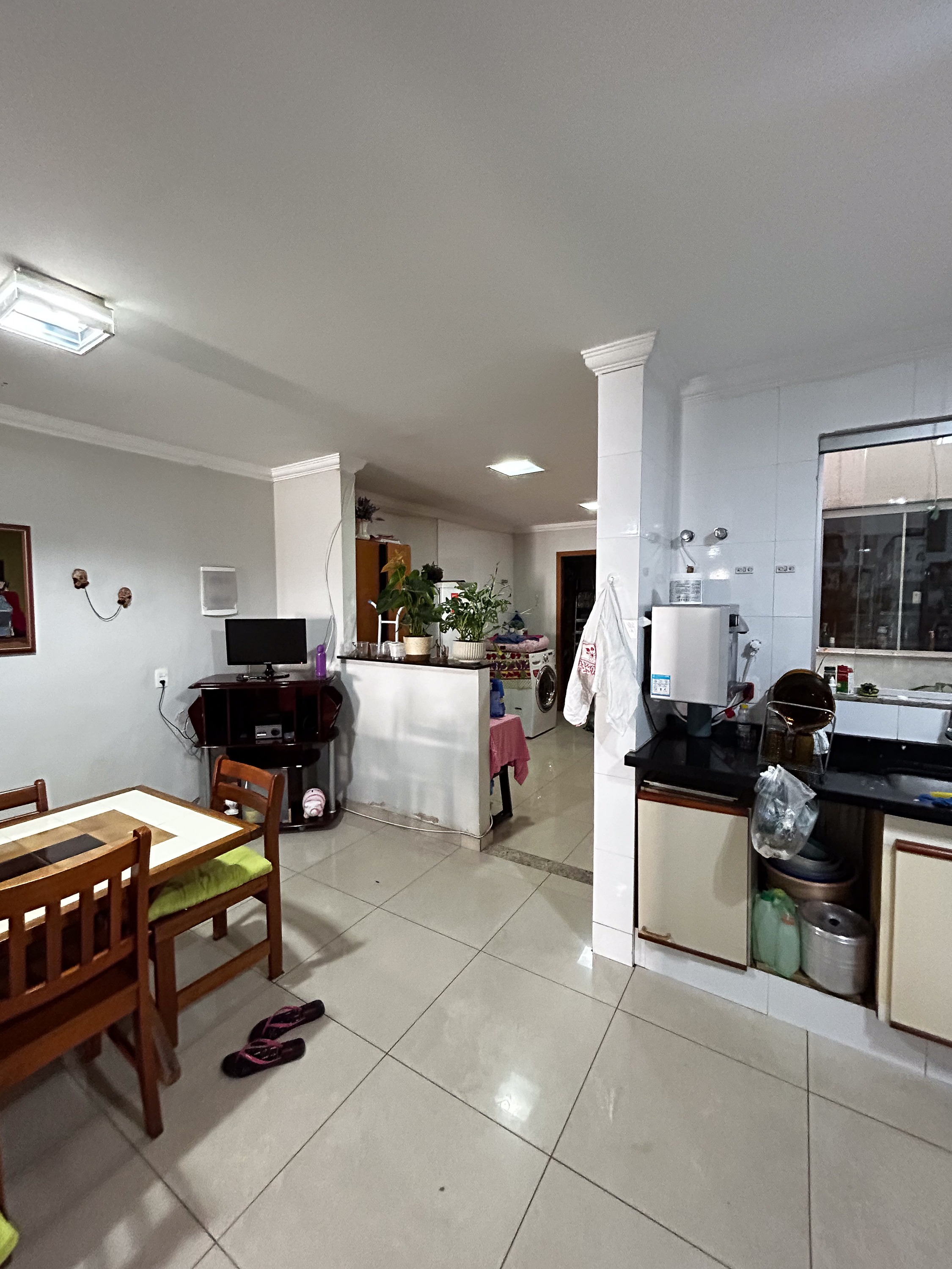 3 av. Núcleo bandeirante sobrado 4 quartos 1 suíte 2 vagas 2