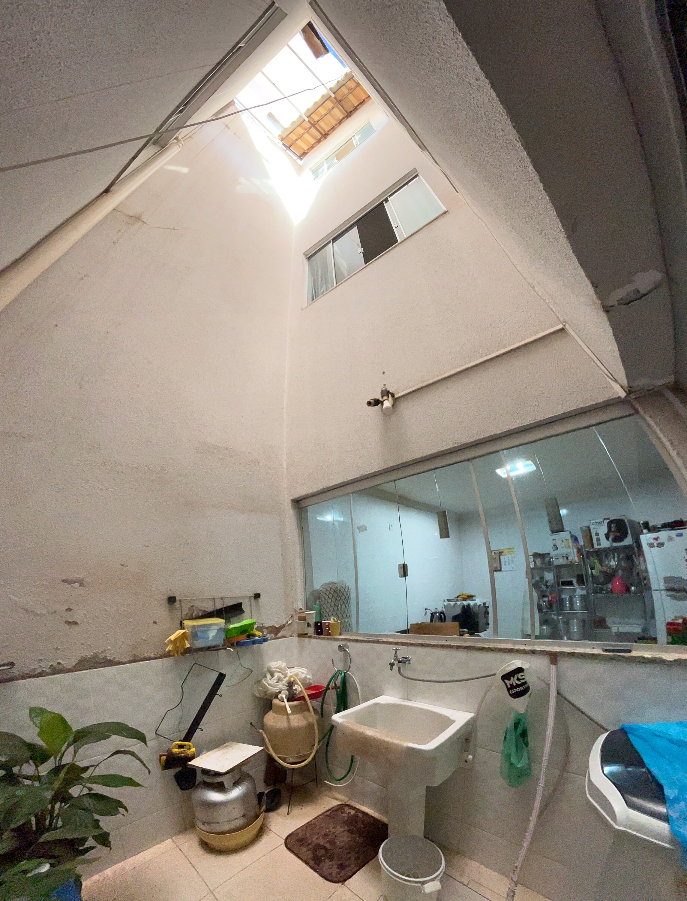 3° Av. Núcleo Bandeirante Sobrado 4 Quartos 1 Suíte 2 Vagas 200m² Elevador Lazer