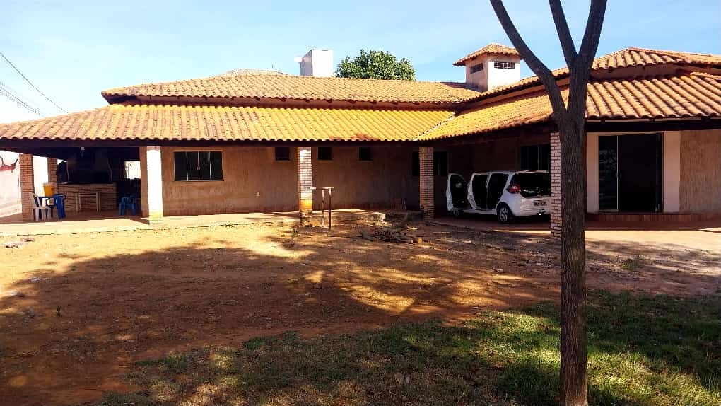 Res palmeiras ponte alta gama 6 quartos 3 suítes 4 vagas 400