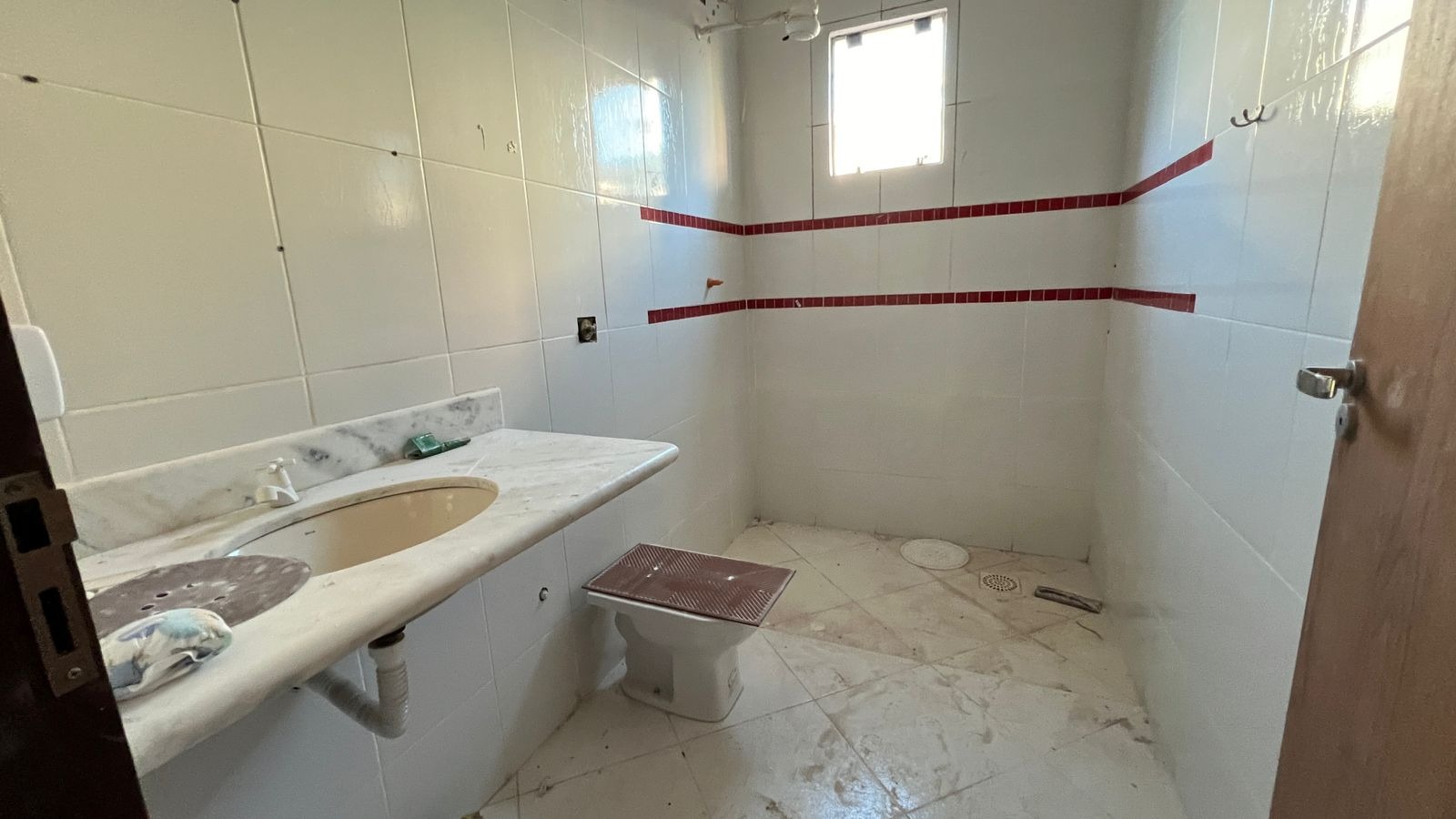 Res Palmeiras Ponte Alta Gama 6 Quartos 3 Suítes 4 Vagas 400m² Closet Lavabo