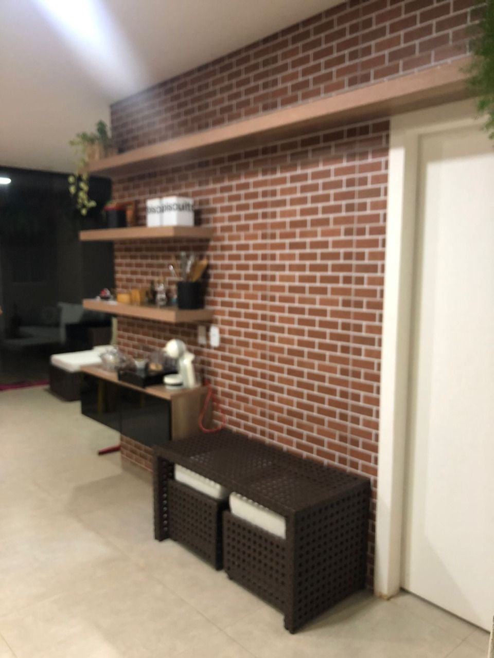 SHA conjunto 5 Casa 4 Quartos 3 Suítes 2 Vagas Lote 400 m² Útil 285 m²