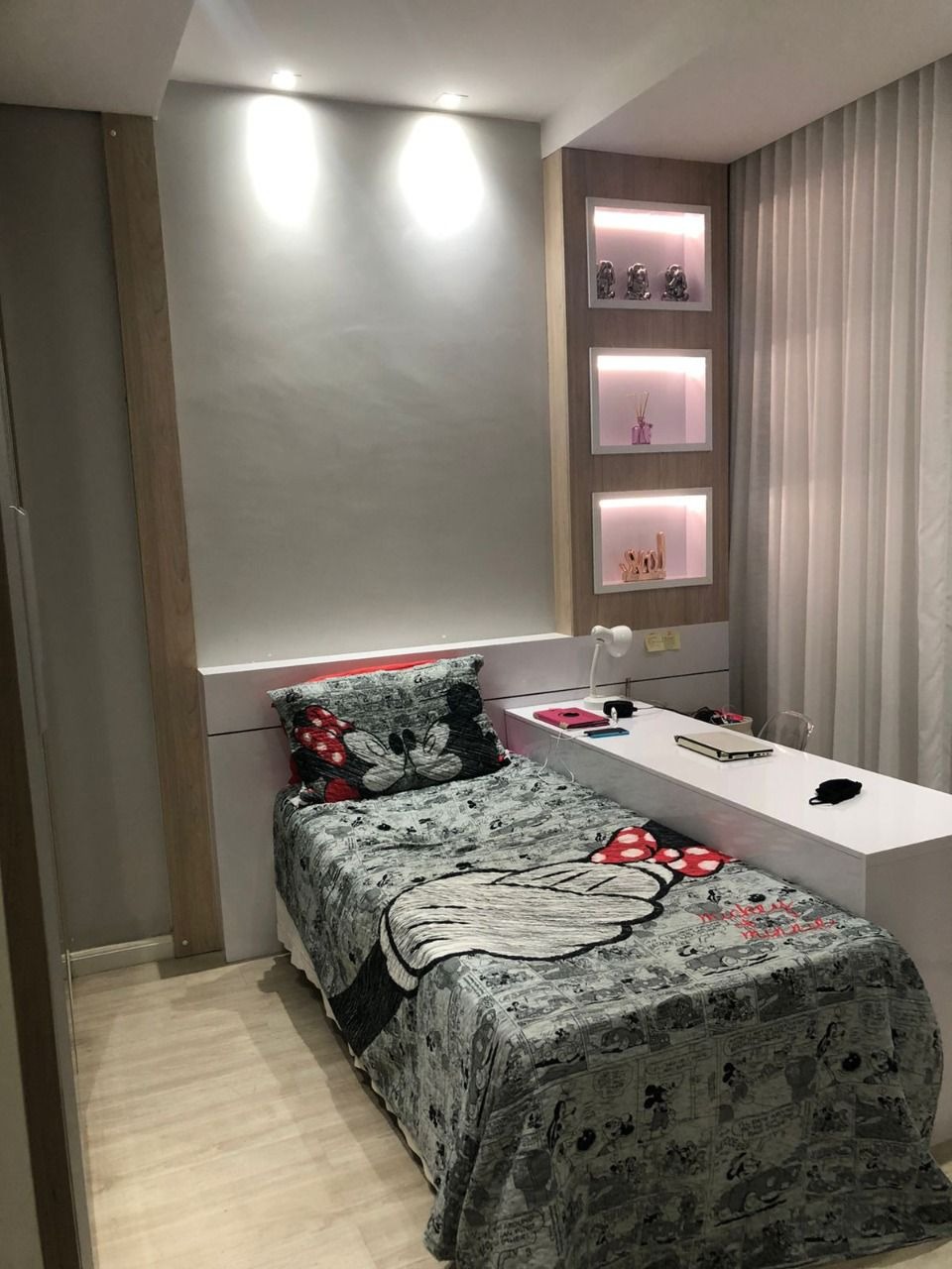 SHA conjunto 5 Casa 4 Quartos 3 Suítes 2 Vagas Lote 400 m² Útil 285 m²