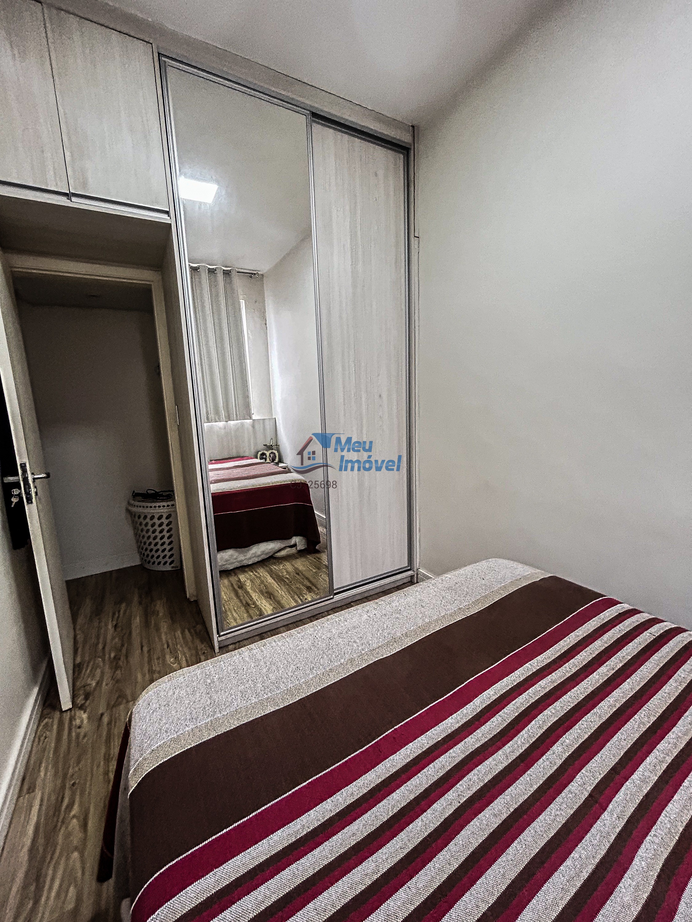 Núcleo bandeirante apto 2 quartos 47,90m² sala cozinha ilumi