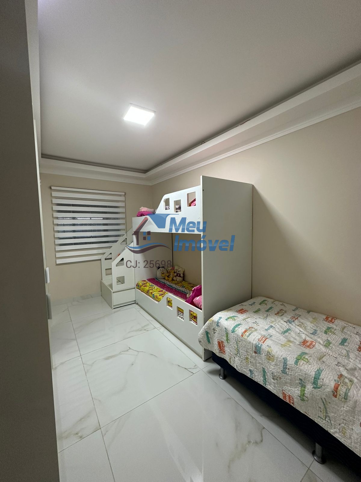 Qnn 21 ceilândia norte casa reformada 2 quartos 2 vagas cozi