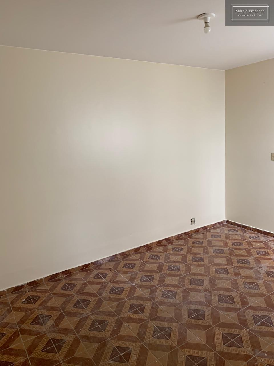 QNG Taguatinga Norte Sobrado 4 Casas 11 Quartos 6 Vagas 410m² AC Financiamento