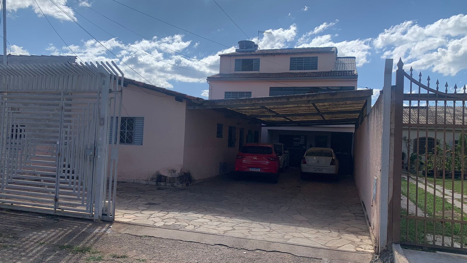 QNG Taguatinga Norte Sobrado 4 Casas 11 Quartos 6 Vagas 410m² AC Financiamento
