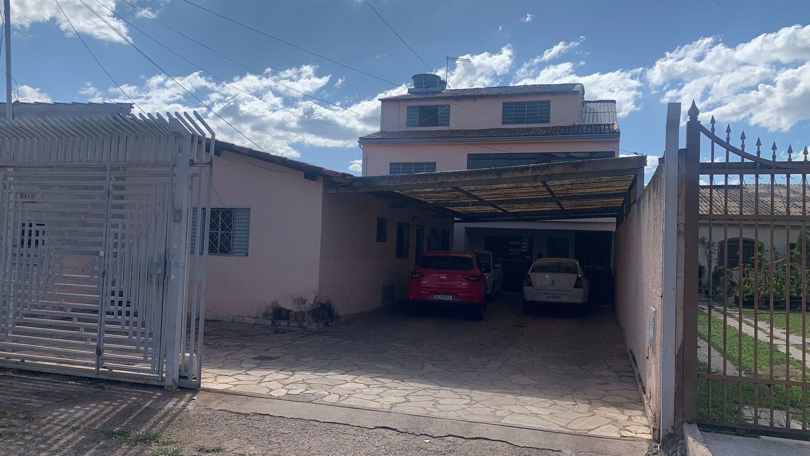 QNG Taguatinga Norte Sobrado 4 Casas 11 Quartos 6 Vagas 410m² AC Financiamento