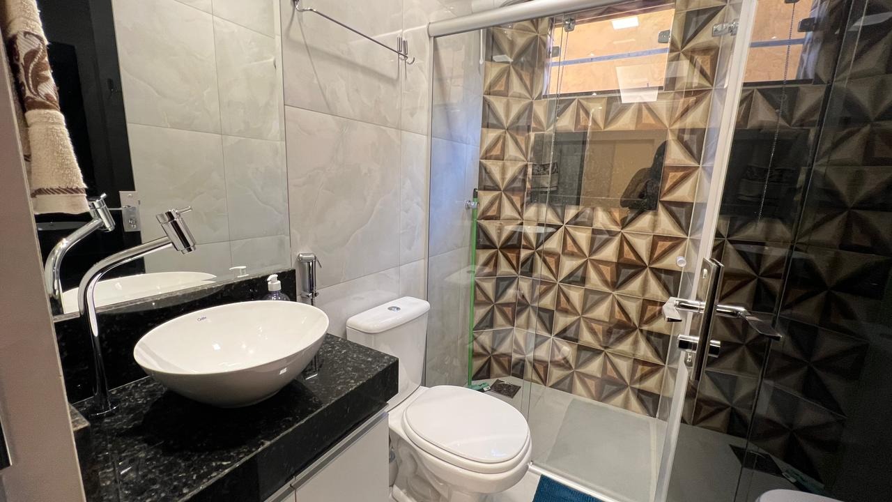 QR 213 Samambaia Norte Sobrado 4 Quartos 1 Suíte 2 Vagas 378,75m² Varanda