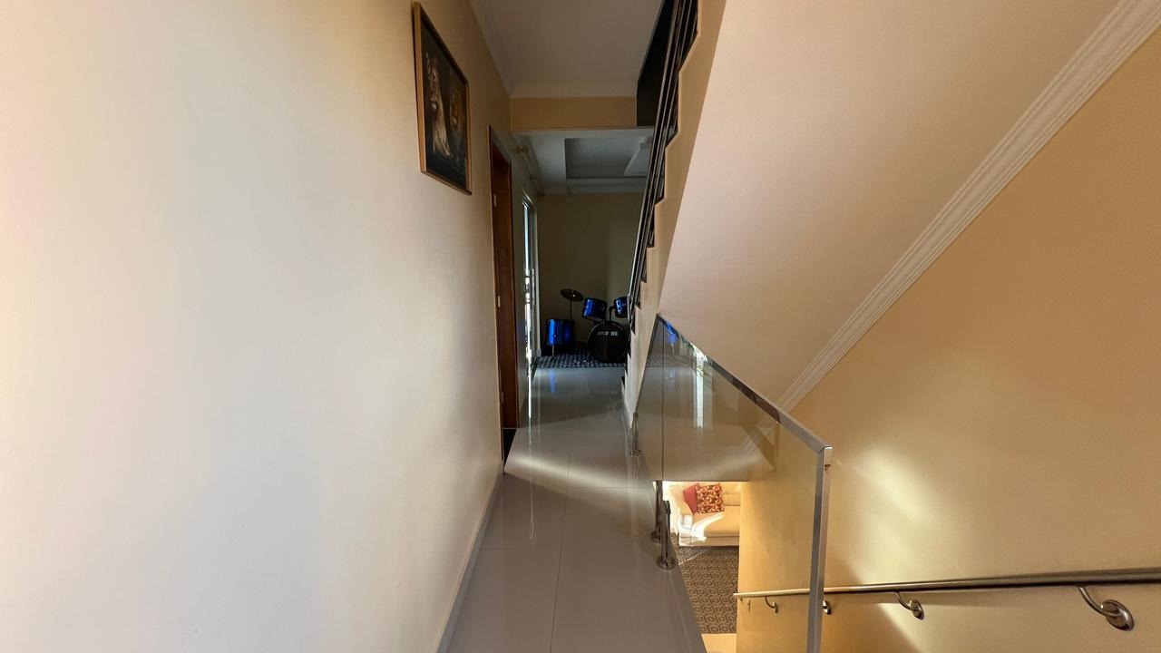 QR 213 Samambaia Norte Sobrado 4 Quartos 1 Suíte 2 Vagas 378,75m² Varanda