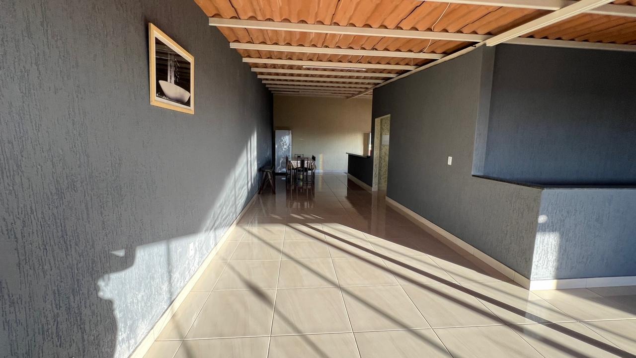 QR 213 Samambaia Norte Sobrado 4 Quartos 1 Suíte 2 Vagas 378,75m² Varanda