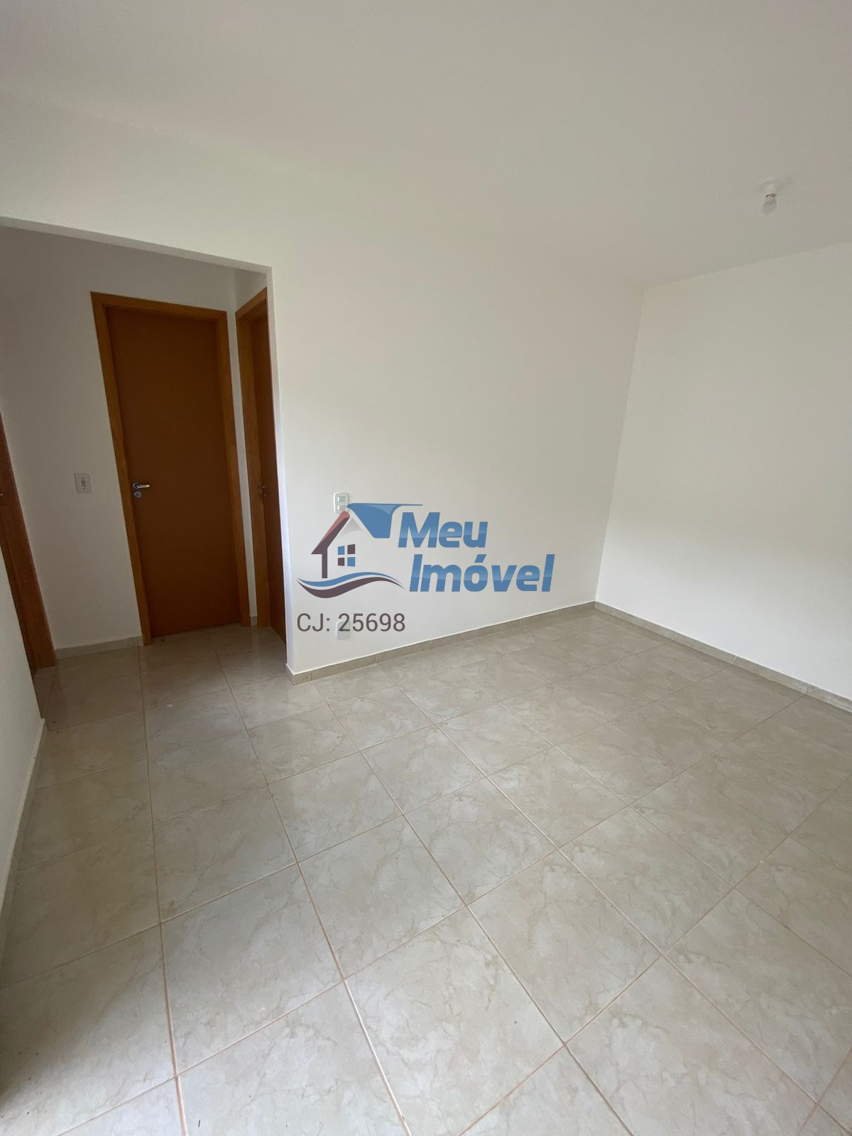 Residencial vila park cidade ocidental apto 2 quartos 1 vaga