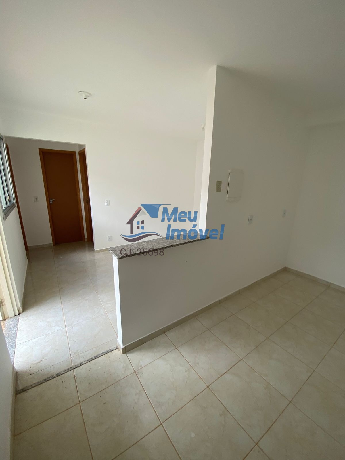 Residencial vila park cidade ocidental apto 2 quartos 1 vaga
