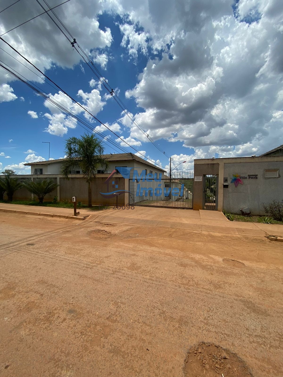 Residencial Vila Park Cidade Ocidental APTO 2 Quartos 1 Vaga 42m² Porcelanato