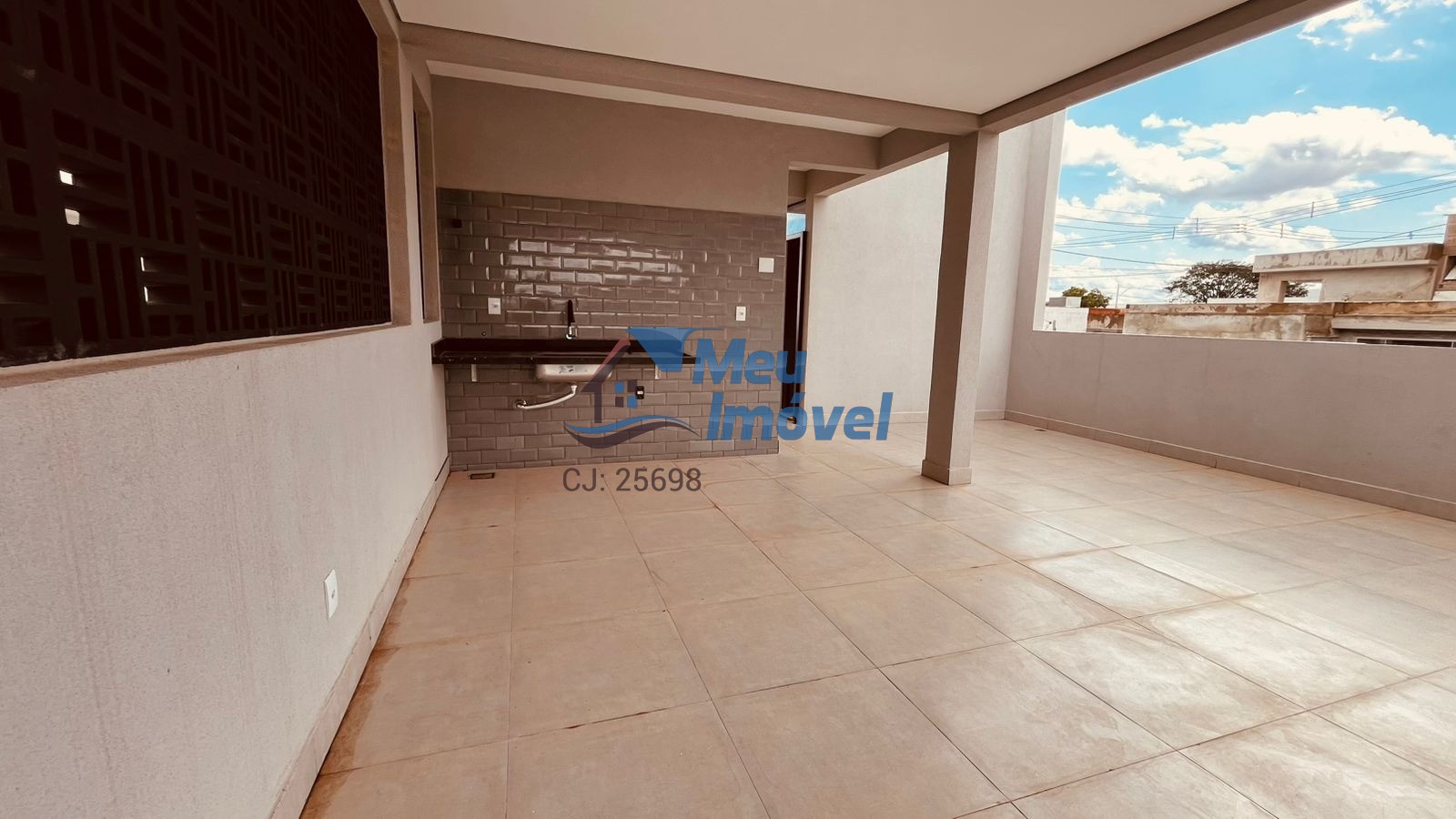 Cond Villa Suíça Cidade Ocidental Sobrado 3 Quartos 3 Suítes 204m² Closet Lavabo