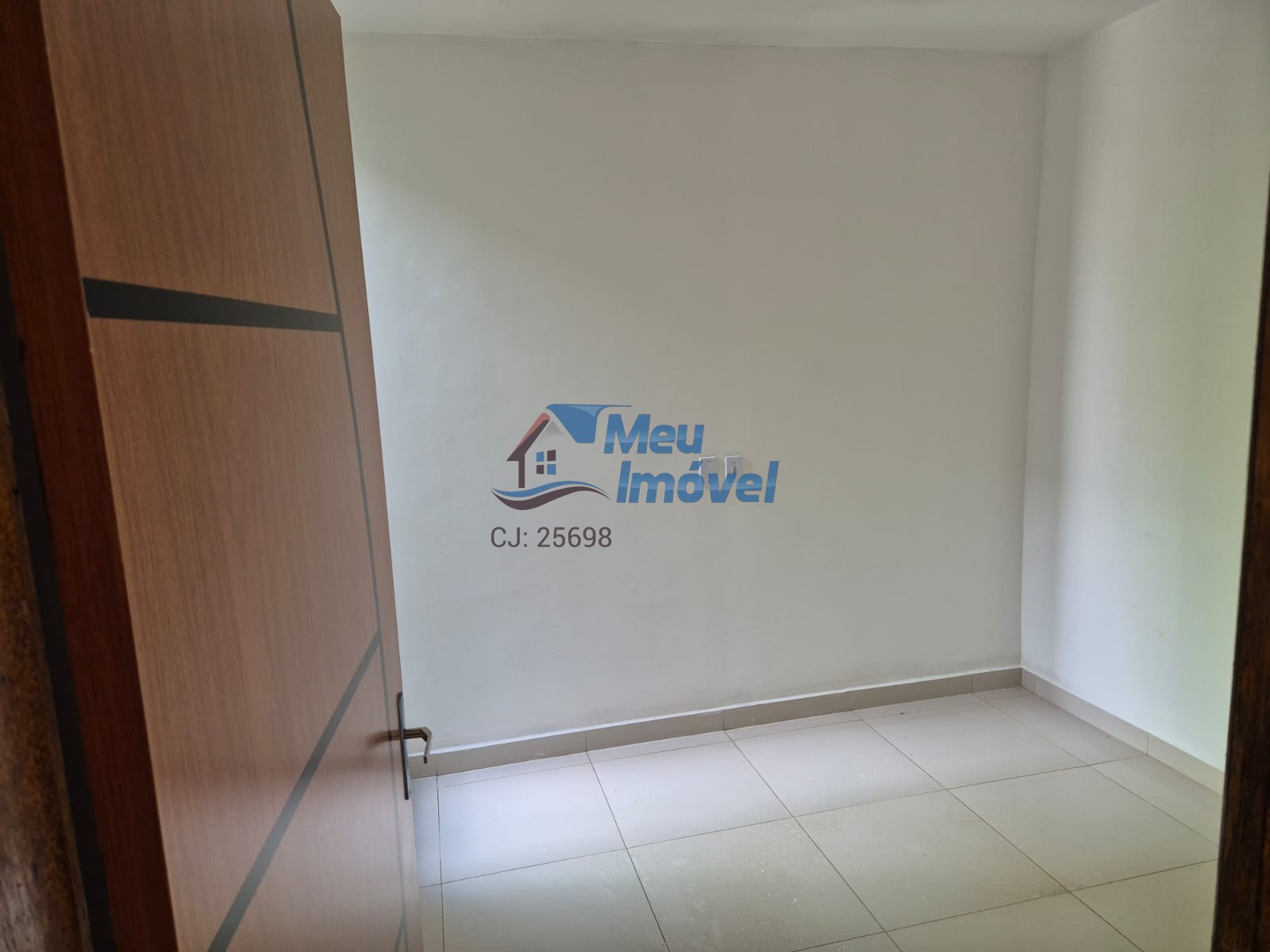 Setor leste luziânia casa 2 quartos 1 suíte 1 vaga 112m² coz