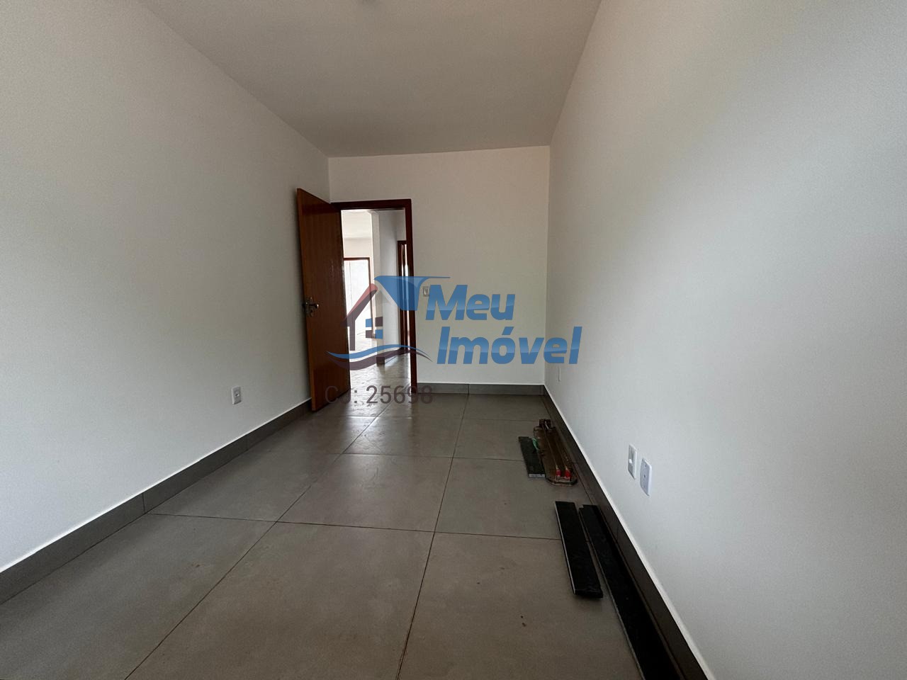 Parque alvorada luziânia casa 2 quartos 3 vagas 70m² pia e b