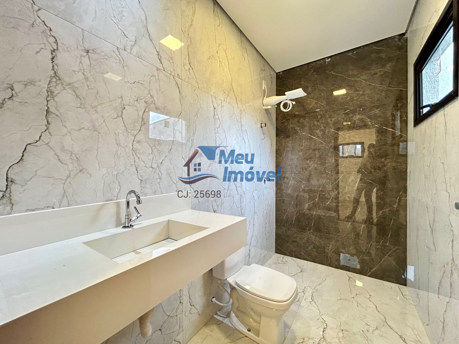 Cond Cooperville Vicente Pires 4 Quartos 2 Suítes 4 Vagas 300 m² Piscina Closet