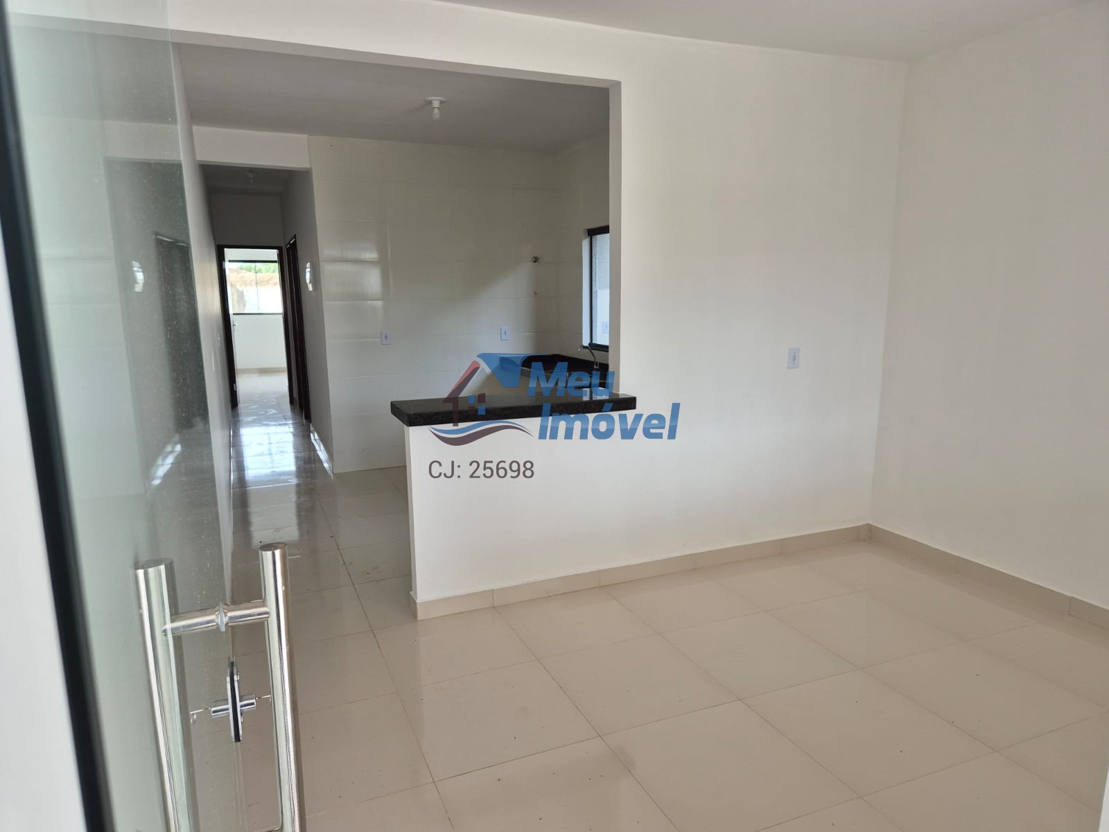 Setor leste luziânia casa 2 quartos 1 suíte 1 vaga 112m² coz