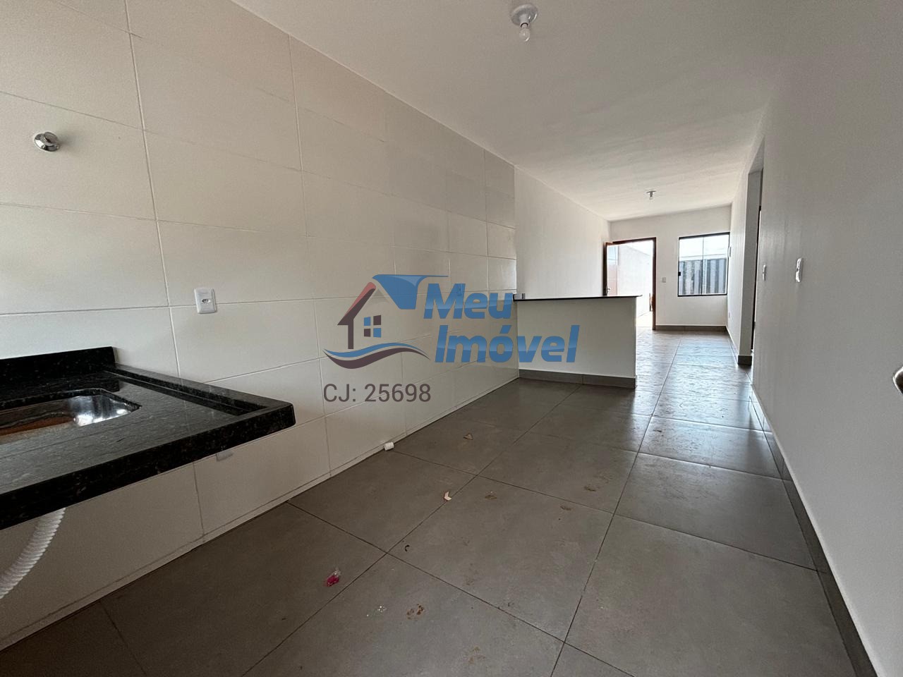 Parque alvorada luziânia casa 2 quartos 3 vagas 70m² pia e b