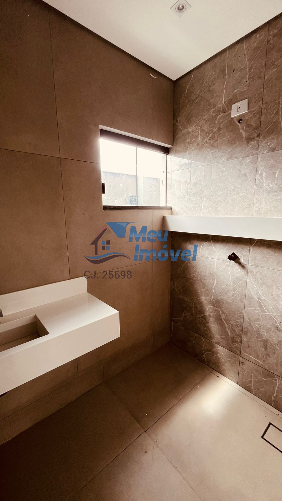 Cond Villa Suíça Cidade Ocidental Casa 3 Quartos 1 Suíte 140m² Porcelanato