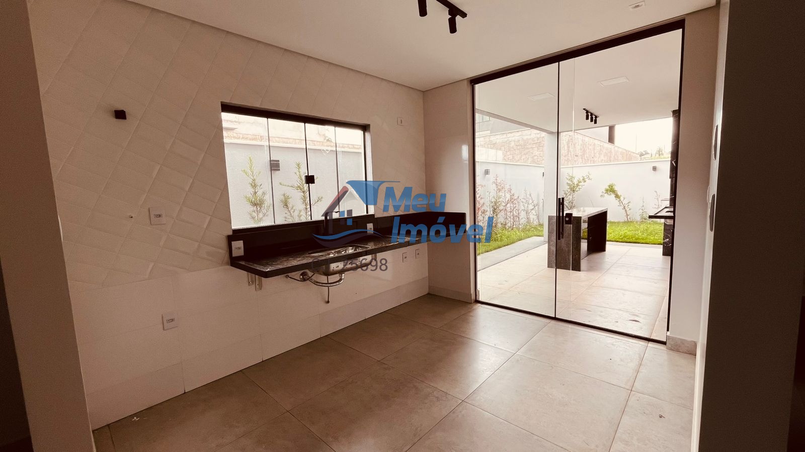 Cond villa suíça cidade ocidental sobrado 3 quartos 3 suítes - foto 1