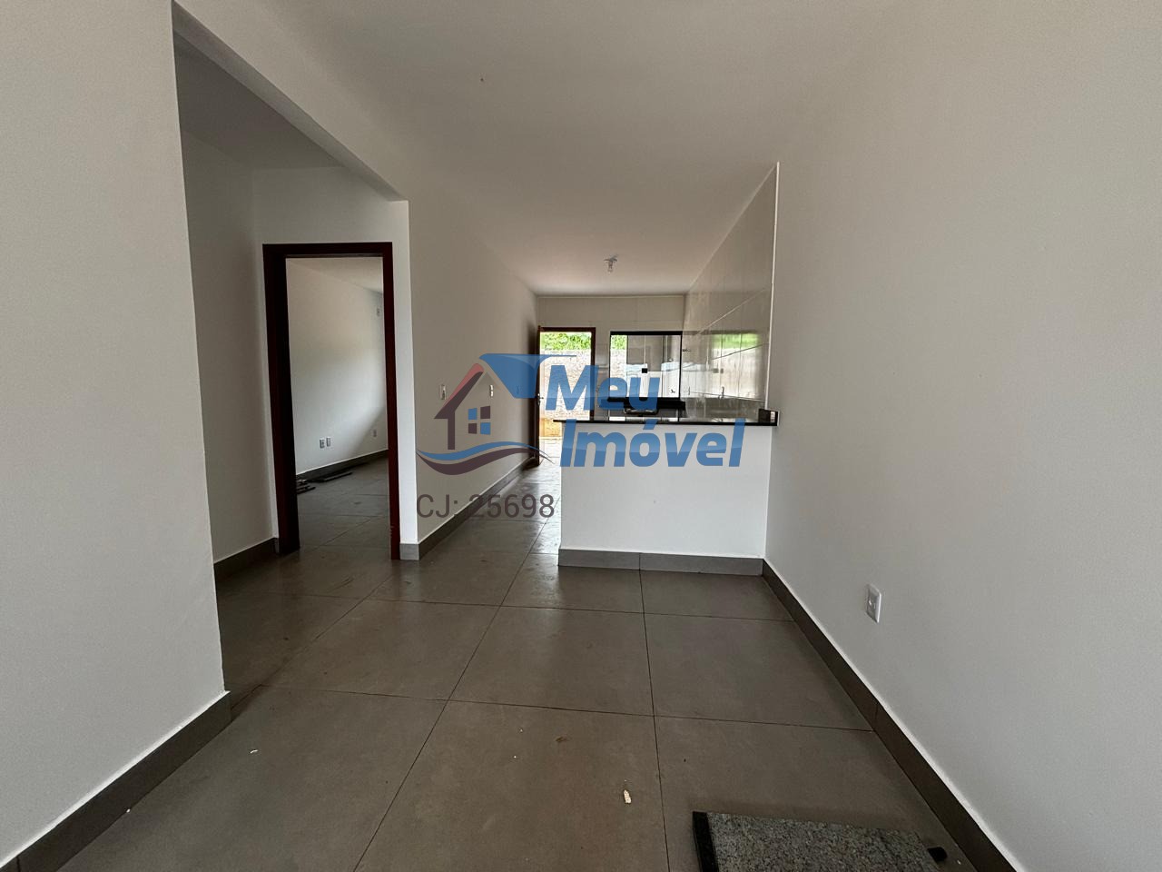 Parque alvorada luziânia casa 2 quartos 3 vagas 70m² pia e b