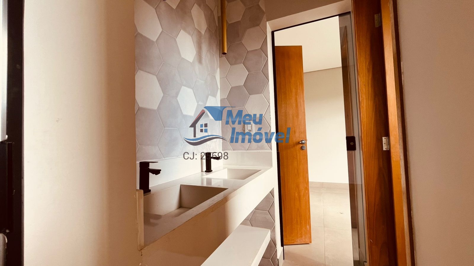 Cond Villa Suíça Cidade Ocidental Casa 3 Quartos 1 Suíte 140m² Porcelanato