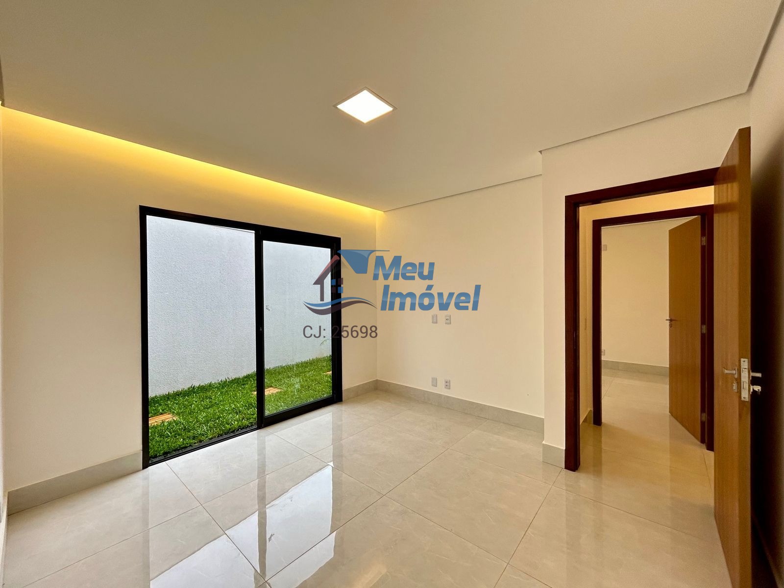 Cond Cooperville Vicente Pires 4 Quartos 2 Suítes 4 Vagas 300 m² Piscina Closet