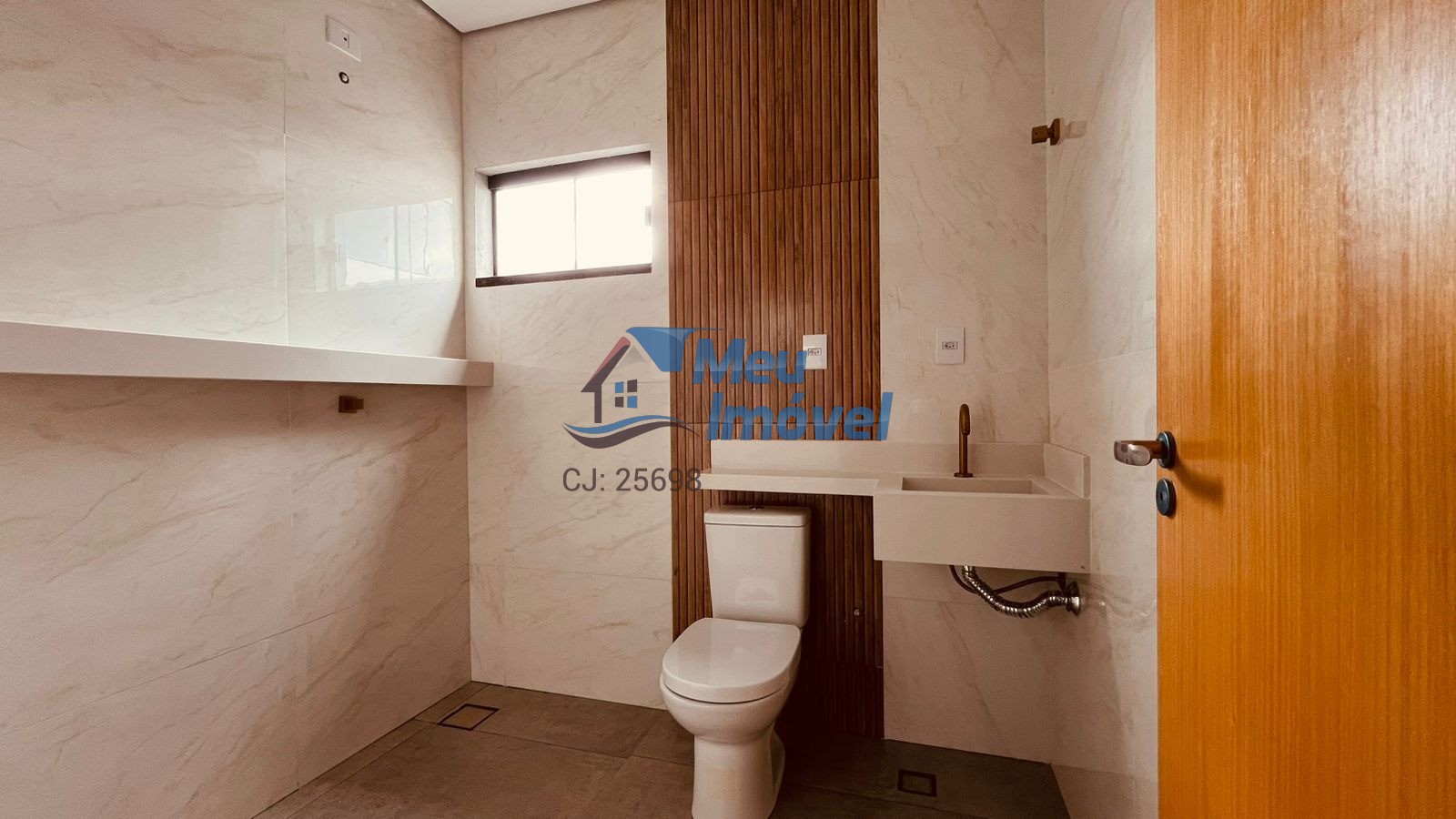 Cond Villa Suíça Cidade Ocidental Sobrado 3 Quartos 3 Suítes 204m² Closet Lavabo
