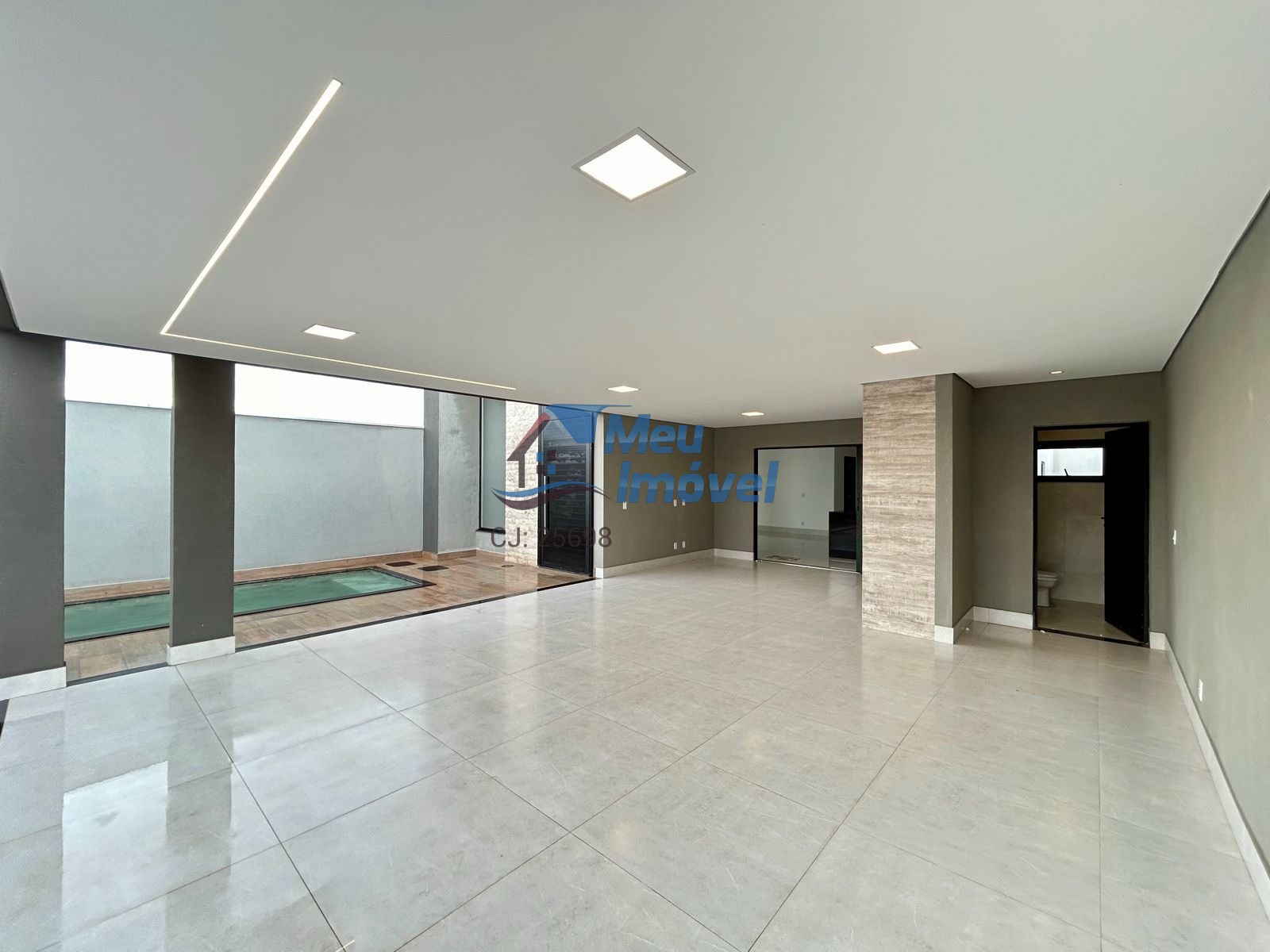 Cond Cooperville Vicente Pires 4 Quartos 2 Suítes 4 Vagas 300 m² Piscina Closet