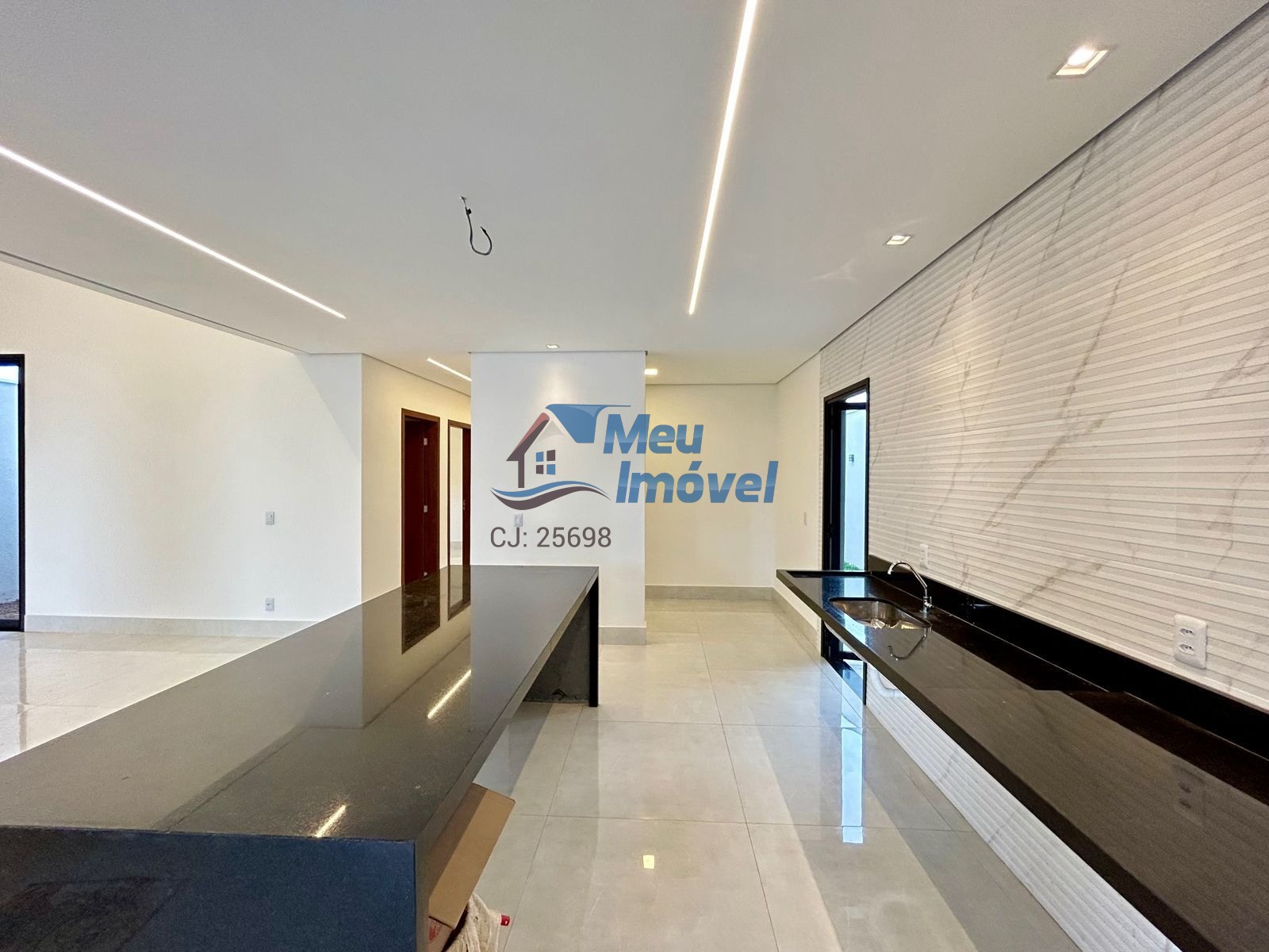 Cond Cooperville Vicente Pires 4 Quartos 2 Suítes 4 Vagas 300 m² Piscina Closet
