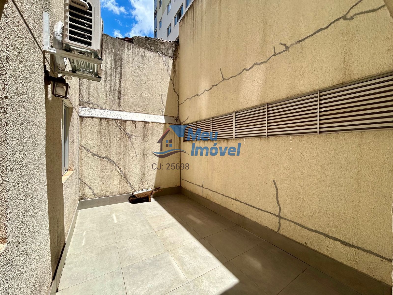 Quadra C3 Taguatinga Centro APTO 2 Quartos 1 Suíte 1 Vaga 78,88m² Reformado