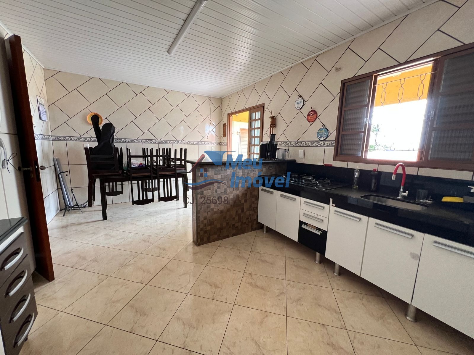 Rua 3 c vicente pires casa 3 quartos 6 vagas 800m² área de s