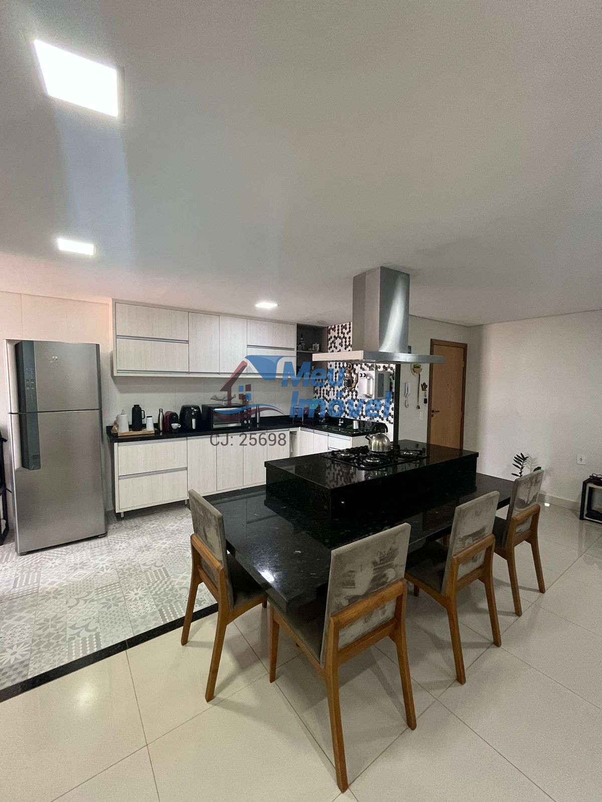 Rua 04 Vicente Pires Apartamento 3 Quartos SUÍTE 1 Vaga Varanda 100m² Elevador