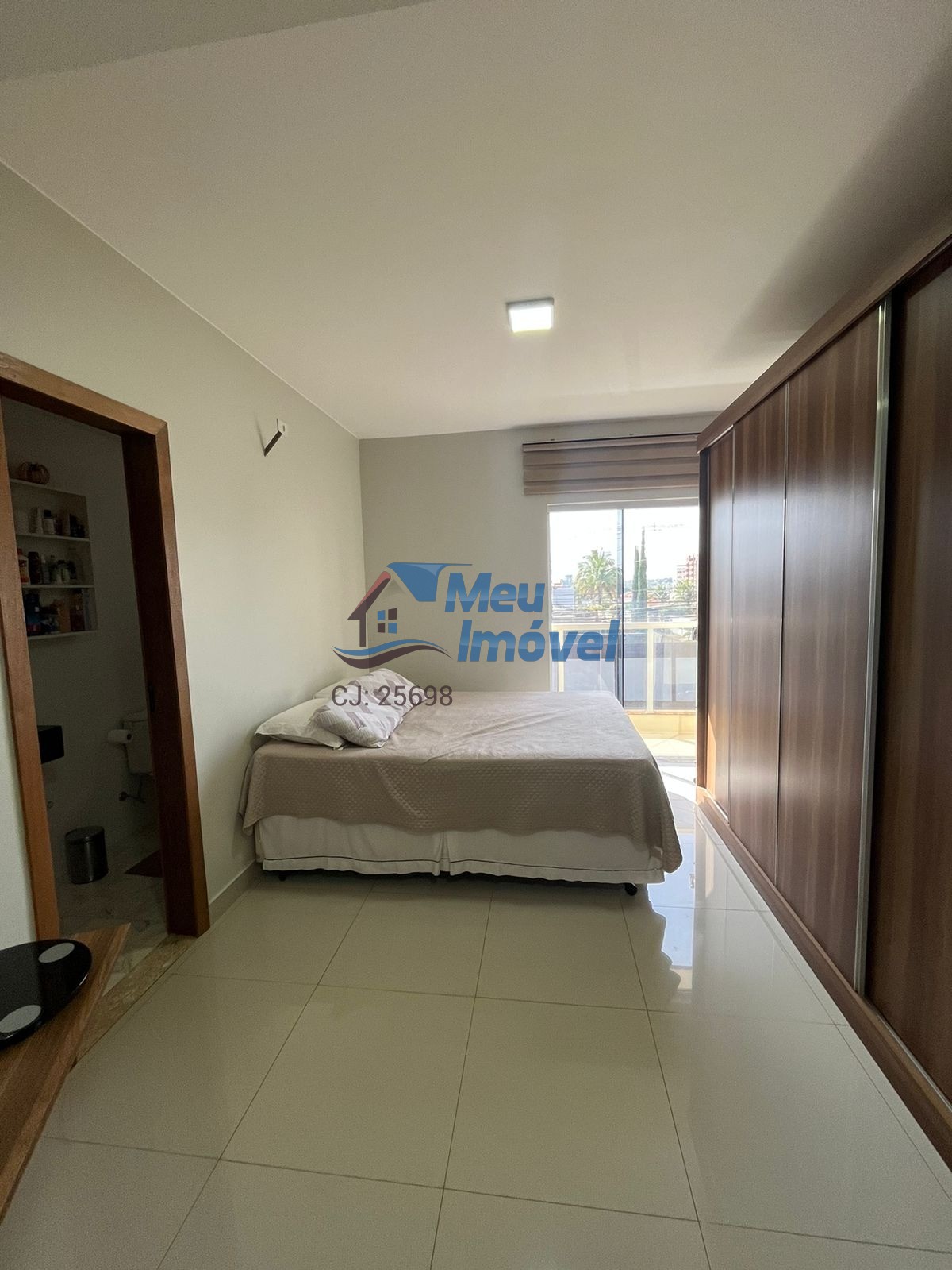 Rua 04 Vicente Pires Apartamento 3 Quartos SUÍTE 1 Vaga Varanda 100m² Elevador