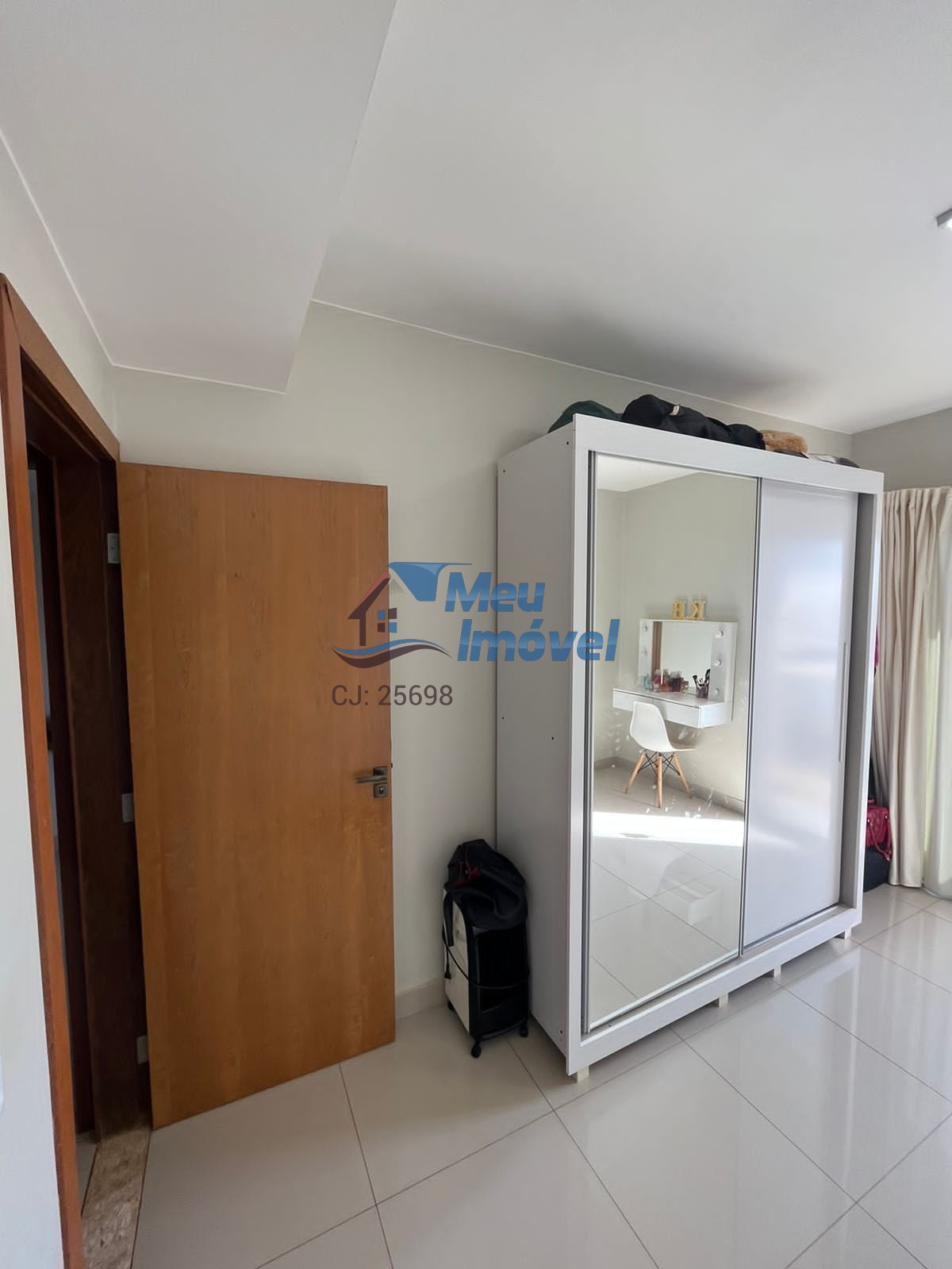 Rua 04 Vicente Pires Apartamento 3 Quartos SUÍTE 1 Vaga Varanda 100m² Elevador