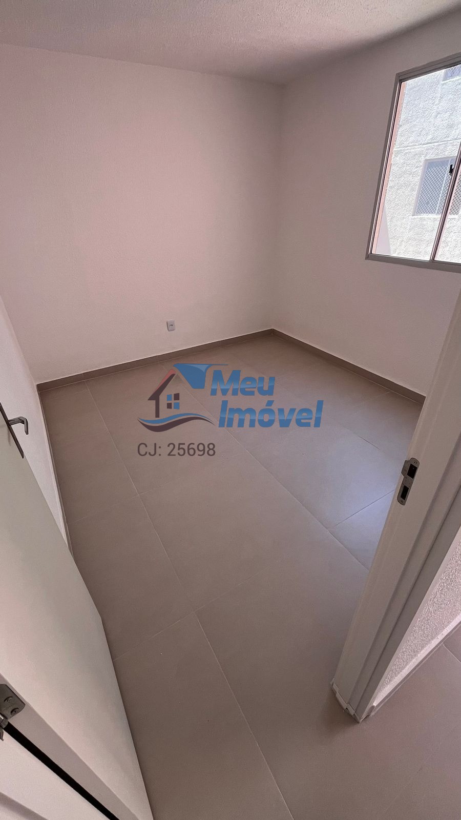 Residencial ville luziânia apto 2 quartos 1 vaga 45m² piso e