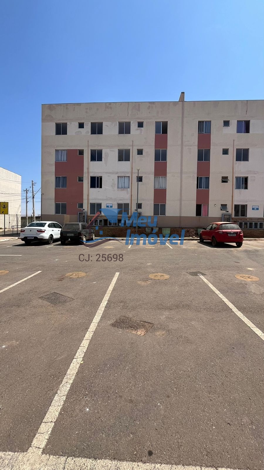 Residencial ville luziânia apto 2 quartos 1 vaga 45m² piso e