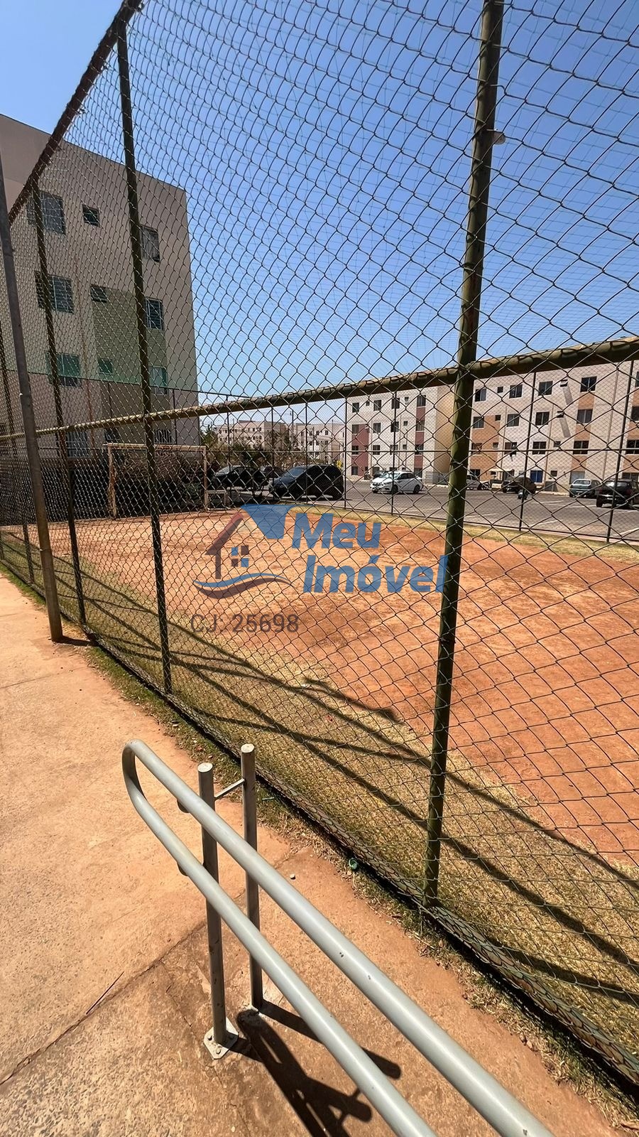Residencial ville luziânia apto 2 quartos 1 vaga 45m² piso e
